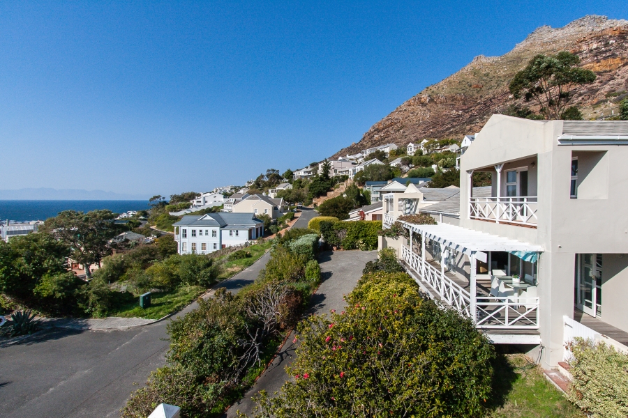4 Bedroom Property for Sale in Simons Kloof Western Cape